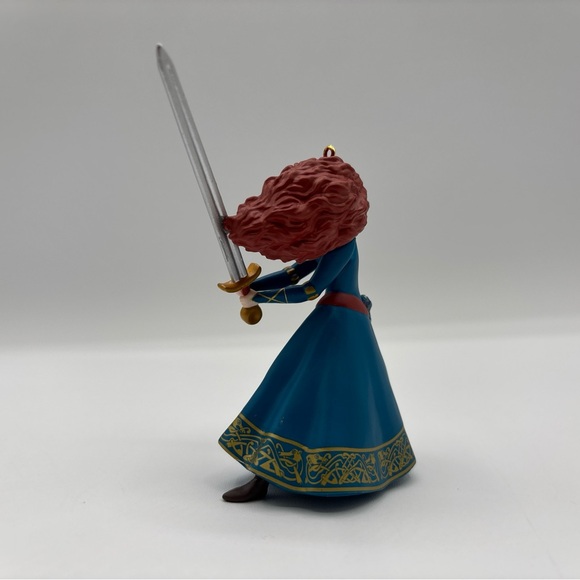 Hallmark Keepsake Ornament 2022 Merida Disney/Pixar Brave 10th Anniversary - Picture 4 of 12